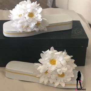 Flower Detail Pool Slide